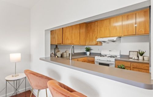 56 Garnett Ter, San Francisco CA 94124-2572 exterior