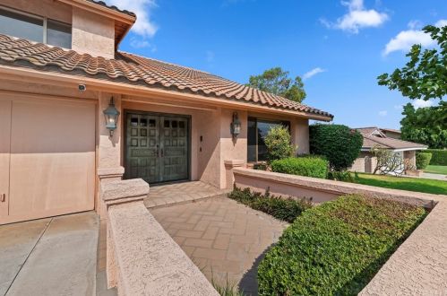 6535 Rycroft Dr, Riverside CA  92506-5314 exterior