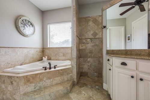 635 Mnr Dr, Argyle TX 76226-5920 exterior