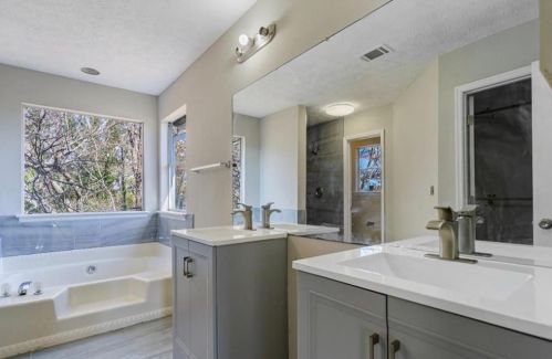 2695 Hallie Ml Rd, Atlanta GA  30349-7124 exterior