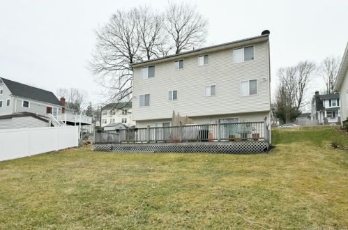 16 Edgehill Ave, Waterbury, CT 06704-1824