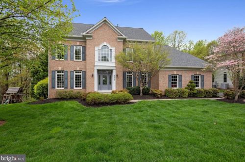 1078 Cedar Chase Ct, Herndon, VA 20170-2477