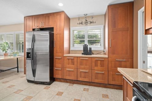 2321 Daventry Rd, Riverside CA  92506-1531 exterior