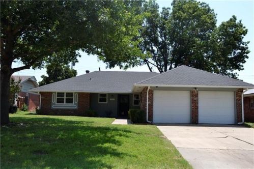 7004 21st St, Bethany, OK 73008-5856