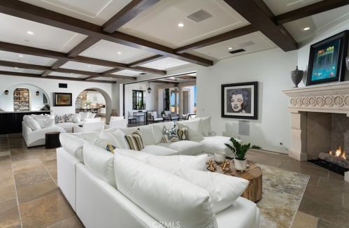 20 Black Falcon, Irvine CA  92603-0420 exterior