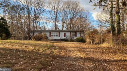 10420 Woodward Dr, Spotsylvania, VA 22553-3783