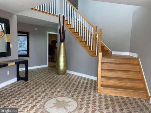 408 Maine Ave, Atlantic City, NJ 08401-2932