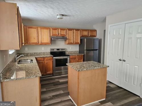 4166 Kensington Cv, Atlanta GA  30349-2590 exterior