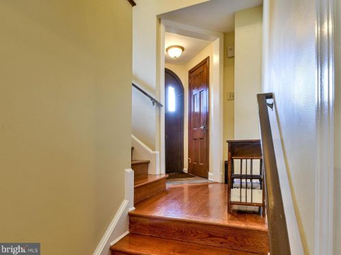 621 Greenbrier Dr, Silver Spring MD 20910-4230 exterior