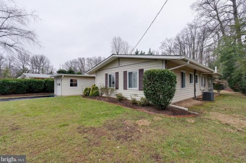 3718 Annandale Rd, Annandale, VA 22003-1765