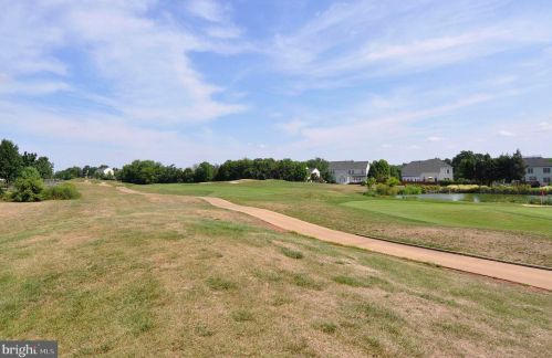 7742 Royal Sydney Dr, Gainesville VA  20155-2867 exterior