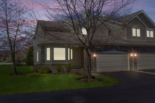 6460 Cunningham Ct, Gurnee, IL 60031-4299