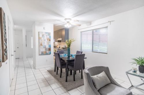 7099 Russan Ln, Lemon Grove, CA 91945-3530