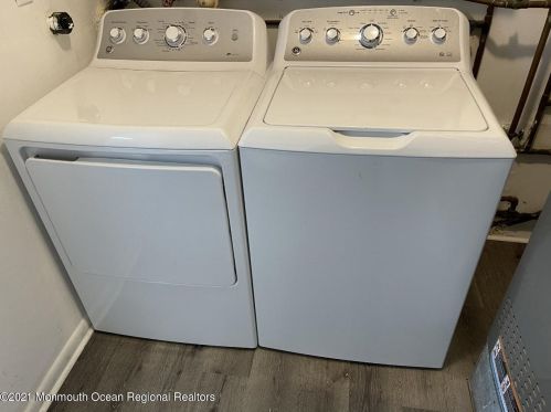 132 Dewitt Ave, Tinton Falls NJ 07712-6721 exterior