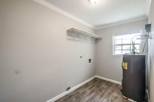 1008 Collins Rd, Richmond TX 77469-2745 exterior