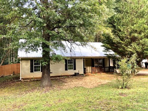361 Tussahaw Point Dr, Jackson, GA 30233-3748