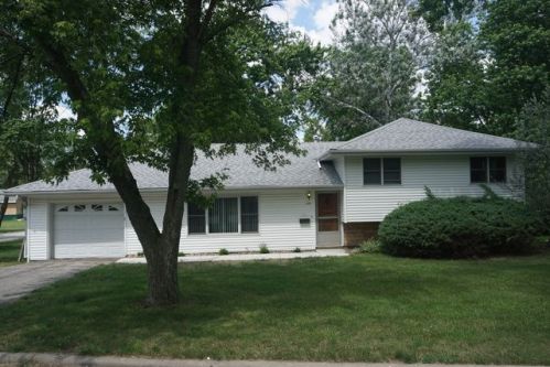 642 Vermillion St, Paxton, IL 60957-0010
