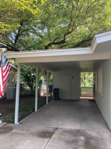 5736 Dennis Ave, Fort Worth TX  76114-4404 exterior
