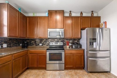 13533 Abraham Lincoln St, Webberville TX  78653-3912 exterior