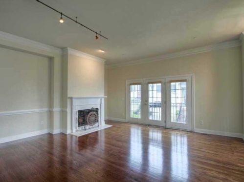 1221 Creekside Pl, Smyrna GA  30082-4883 exterior