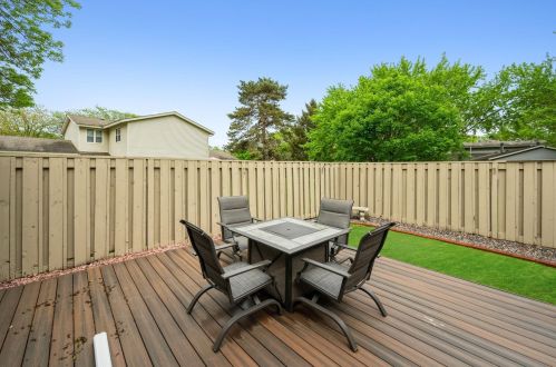 1048 Carmel Ct, Saint Paul MN  55126-5879 exterior