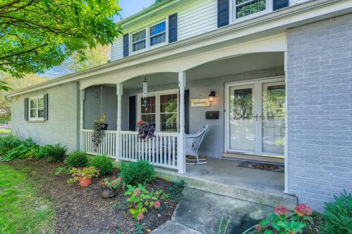 1164 George Ln, Naperville, IL 60540-5636
