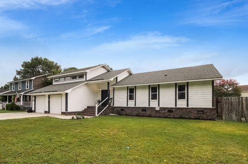 193 Ponderosa Dr, Ladson, SC 29456-3174