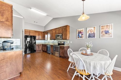 414 Lake Vista Dr, Jefferson GA  30549-4619 exterior
