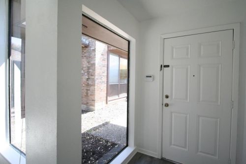 16933 Davenport Ct, Dallas TX  75248-1435 exterior