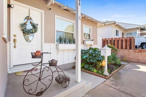 1756 Marine Ave, Manhattan Beach, CA 90266-4138