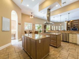 309 Rosegate Ave, Henderson NV  89052-5650 exterior