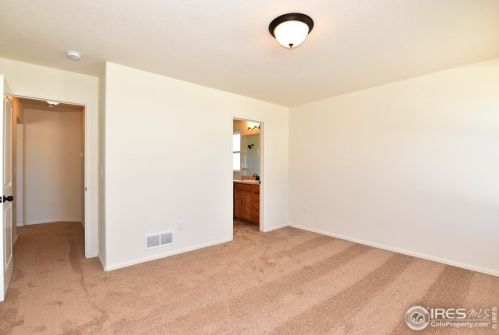 2638 Emerald St, Loveland CO 80537-2013 exterior