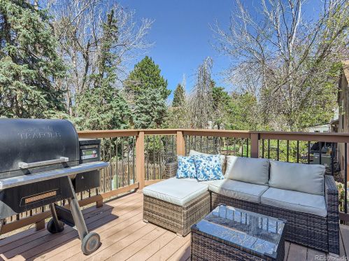 2731 Oakland Cir, Denver CO  80014-3136 exterior