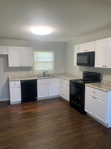 4125 Donalee St, Fort Worth TX  76119-3911 exterior