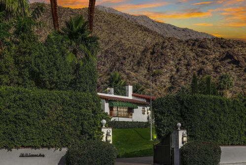 210 El Camino Way, Palm Springs, CA 92264-8320
