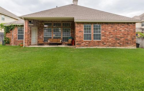 8024 Ocean Dr, Fort Worth TX  76123-1895 exterior