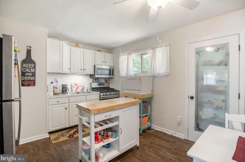206 Schaffer Ave, Gloucester, NJ 08031-2236