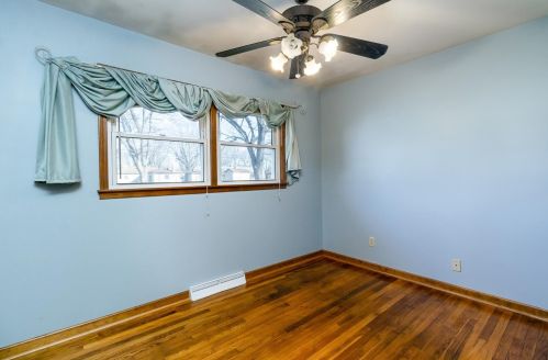 7465 Dakota St, Gary IN  46405-1722 exterior