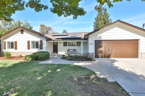 1731 Larkellen Ln, Los Altos, CA 94024-5828