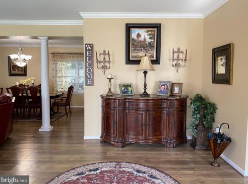 384 Turnberry Dr, Charles Town WV  25414-3930 exterior