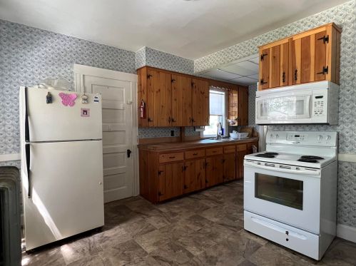 162 Main St, Unity, NH 03773-1319