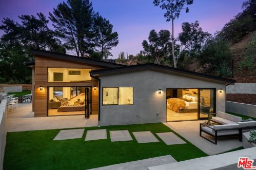 17137 Escalon Dr, Van Nuys CA  91436-4029 exterior