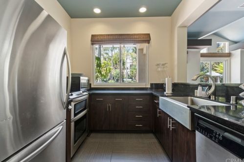 2253 Martin, Irvine CA  92612-1443 exterior