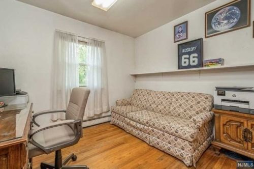 23 Meadow Ln, Hackettstown NJ  07840-4115 exterior