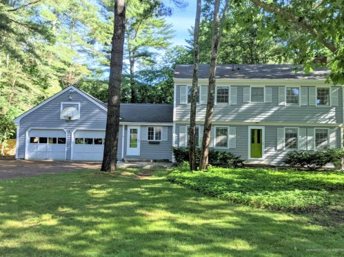 15 Colonial Dr, Mere Point, ME 04011-3204