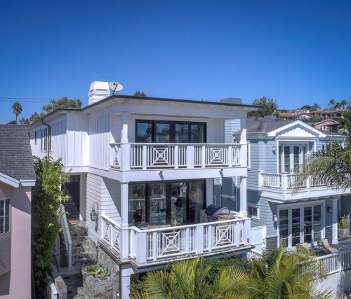 549 3rd St, Manhattan Beach, CA 90266-6414