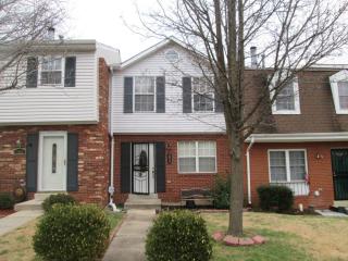 3459 Castle Hill Dr, Woodbridge, VA 22193-5319