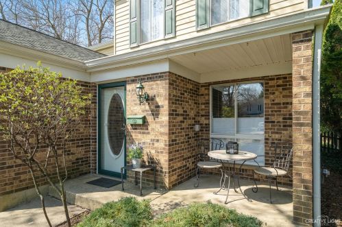 72 Newton Ave, Glendale Heights, IL 60137-5672