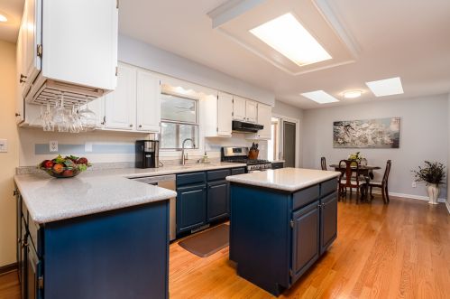 850 Vaughn Ct, Sycamore IL  60178-2000 exterior