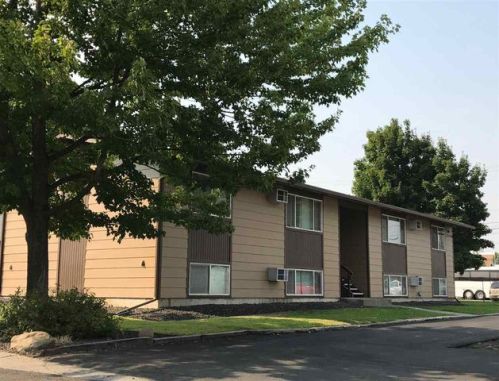 520 6th St, Amber, WA 99004-2503